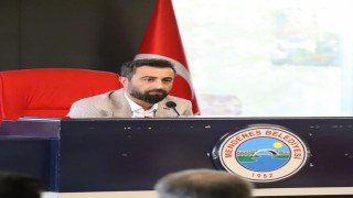 Menderes Belediye Başkan Yardımcısı Sönmeze yumruklu saldırı