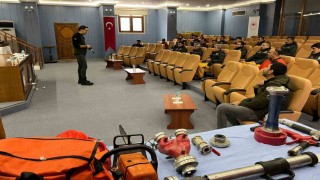Mersinde yangın gönüllülerine eğitim verildi