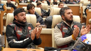 Motosiklet Tutkunlarına Güvenli Sürüş Eğitimi