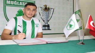 Muğlaspor, genç golcüyü renklerine bağladı