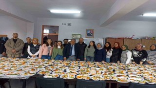 Muradiyede meyve şenliği renkli görüntülere sahne oldu