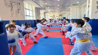 Muşta karate kurslarına yoğun ilgi