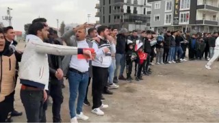 Nevşehirdeki Suriyeliler Esed rejiminin indirilişini halay çekerek kutladı