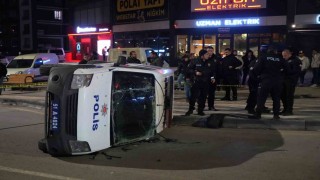 Niğdede polis otosu ile otomobil çarpıştı: 6 yaralı