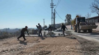 Nizip Belediyesinin merkez ve kırsaldaki çalışmaları devam ediyor