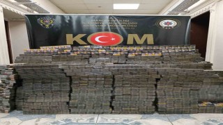 Nusaybinde 15 bin 850 paket kaçak sigara ele geçirildi