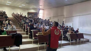 Öğrenciler ‘Gençlik ve güvenli gelecek projesi kapsamında bilgilendiriliyor