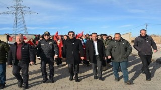 Öğrenciler Sarıkamış şehitlerine yürüdü