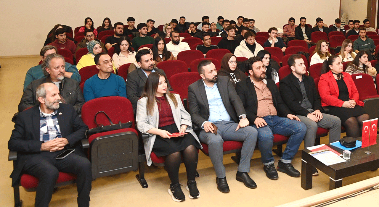 OKÜ’de Dijital Habercilik Eğitimi Yoğun İlgi Gördü