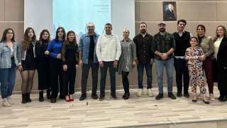 OKÜ’de “Yurt Dışı Burslar ve Kariyer İmkanları” Programı Düzenlendi