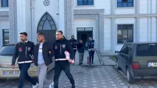 Okul bahçesindeki korkunç cinayette, Bekaret detayı