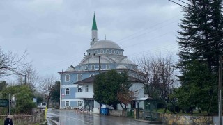 Ölmeden iki camide selasını okuttu, mahalleli hayrete düştü