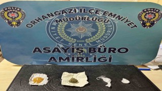 Orhangazide yapılan operasyonda uyuşturucu ve ruhsatsız silah ele geçirildi