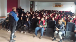 Osmaniye Polisi Gençlerle Buluştu