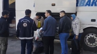 Osmaniyede yolcu otobüsü ve otomobilde 7 kaçak göçmen yakalandı