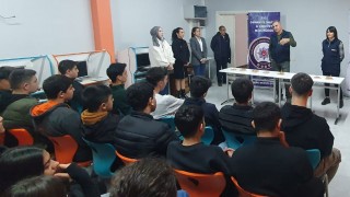 Osmaniyeli Öğrencilere Güvenli İnternet Eğitimleri Devam Ediyor
