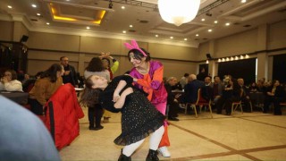 Özel bireylerin sahne gösterileri tam not aldı