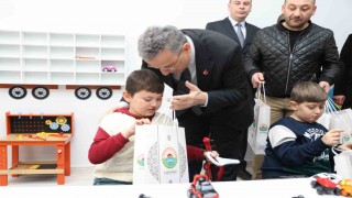 Özel çocukların gülümsemelerine sağlıklı dokunuş