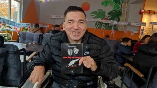 Özel şair imza gününde okurlarıyla buluştu