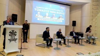 Palandöken Belediyesinden Suriyenin Özgürlüğü ve Türkiyenin Rolü paneli