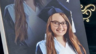 Patlamada hayatını kaybeden 21 yaşındaki Tuğba Demir son yolculuğuna uğurlandı