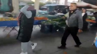 Pazar yerinde çantasındaki 18 bin 500 lirası çalınan kadın sinir krizi geçirdi