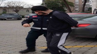 Pencereden kolunu uzatarak cep telefonu çalan şahıs tutuklandı
