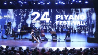 Piyano Festivalinde tango rüzgarı esti