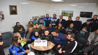 Polisler söyledi, özel vatandaşlar oynadı
