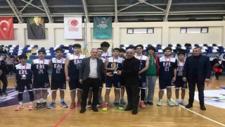 Potanın şampiyonu Erzurum Anadolu Lisesi