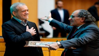 Prof. Dr. Nimet Yıldırıma İrandan büyük ödül