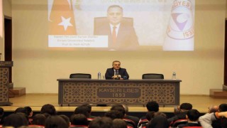 Rektör Prof. Dr. Altun, Kayseri Lisesi öğrencileri ile buluştu