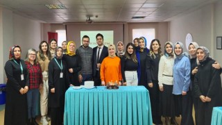 Sağlık çalışanlarına “Üreme Sağlığı Eğitimi” verildi