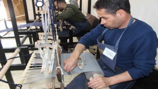 Şal şepik ile geleneksel moda yeniden canlanıyor