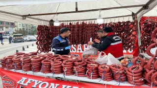 Şanlıurfada 1 ton sahte sucuk ele geçirildi