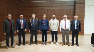 Satranç ustaları ŞKMde yarıştı