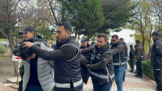 Sazan Sarmalı yöntemiyle 10 milyon liralık vurgun yaptılar