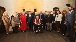 Şehrin kültürel hafızası ve tarihini çağdaş sanatla birleştiren “Miras” sergisi açıldı