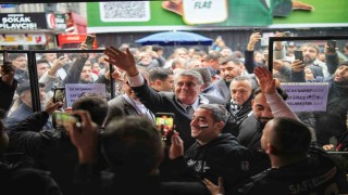 Serdal Adalı, Köyiçinde Beşiktaşlı taraftarlarla buluştu