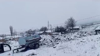 Seyitgazi ilçesi beyaza büründü