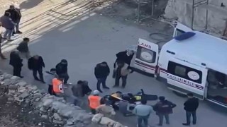 Siirtte 8inci kattan düşen inşaat işçisi yaralandı