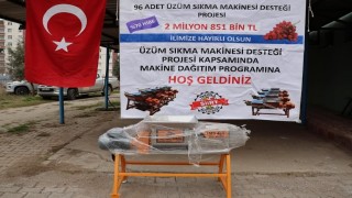 Siirtte çiftçilere üzüm sıkma makinesi hibe edildi