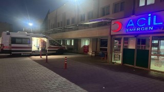 Siirtte köy okulunda sobayı yakmaya çalışan öğretmen yaralandı