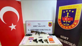 Siirtte silah ve uyuşturucu madde ele geçirildi: 2 gözaltı