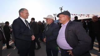 Silifke Belediye Başkanı Turgut, “Emekliler çayı 2,50 TLye içecek, öğrenciler ise yemeği 20 TLden yiyecek”