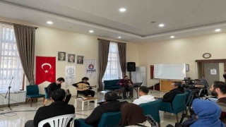 Sincanda Kardeş Mızraplar konseri