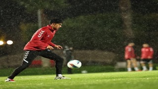 Sivasspor, sağanak altında çalıştı