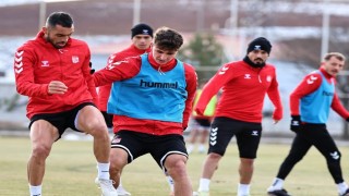 Sivasspor teknik direktörsüz çalıştı
