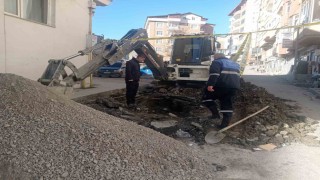 Su arıza ekiplerinin zorlu kış mesaisi başladı