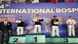 Sultangazili sporcular altın ve gümüş madalya ile döndüler